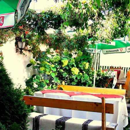 Guest House Zodiac Samokov Exterior foto