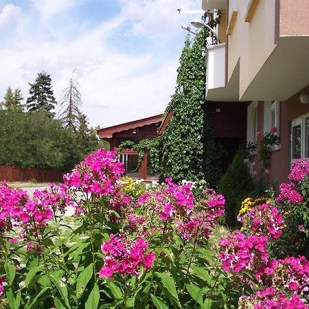 Guest House Zodiac Samokov Exterior foto